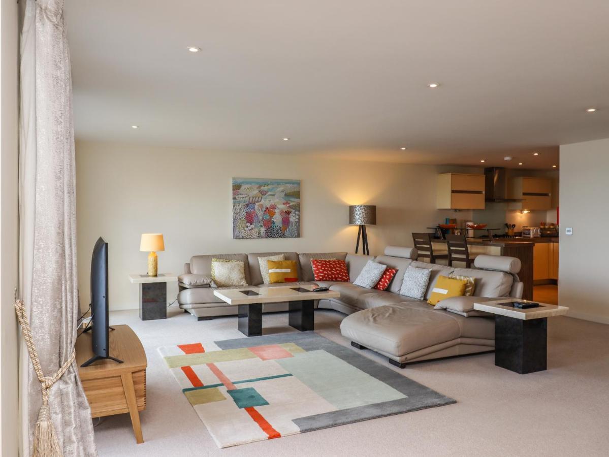 Ocean View Apartment *